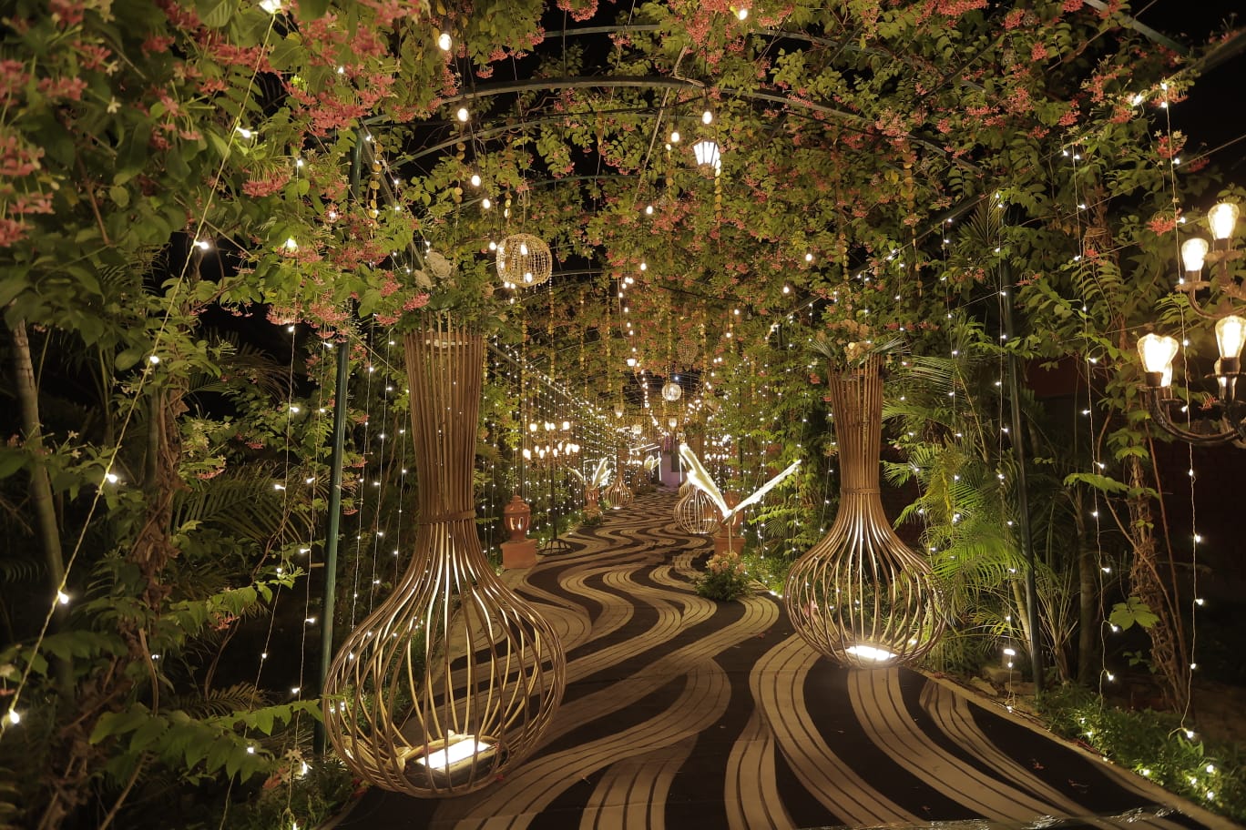 Destination wedding lawn and resort in Lucknow